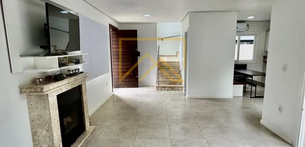 Sobrado com 3 Quartos à venda, 182m² no Distrito Industrial, Cachoeirinha