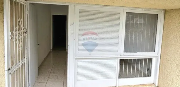 Casa de Condomínio com 2 Quartos para alugar, 83m² no Portinho, Cabo Frio