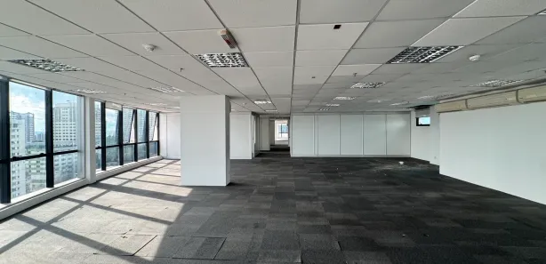 Sala Comercial para venda ou aluguel, 479m² no Adrianópolis, Manaus
