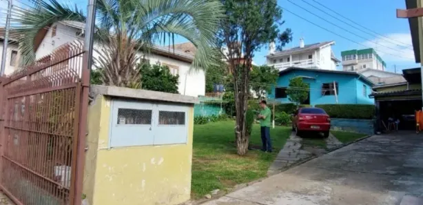 Lote/Terreno à venda, 660m² no Cruzeiro, Caxias do Sul