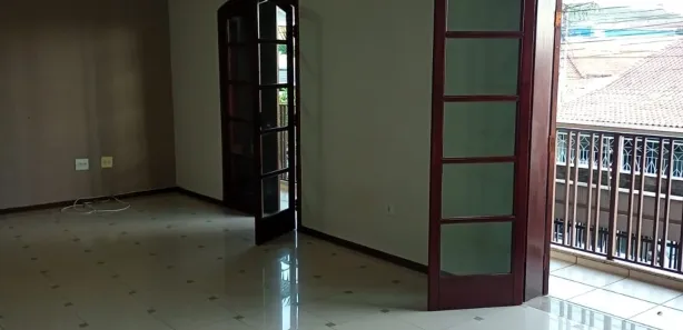 Sobrado com 3 Quartos para venda ou aluguel, 270m² no Jardim Prestes de Barros, Sorocaba