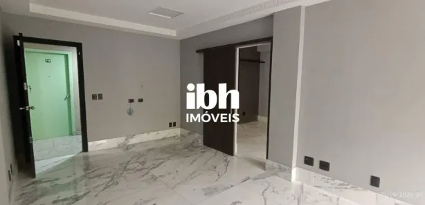 Sala Comercial à venda, 45m² no Santa Lúcia, Belo Horizonte
