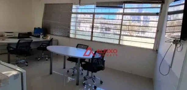 Casa com 3 Quartos para venda ou aluguel, 240m² no Serra, Belo Horizonte