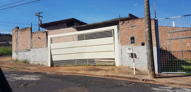 Casa com 3 Quartos à venda, 205m² no Vila Santana, Araraquara