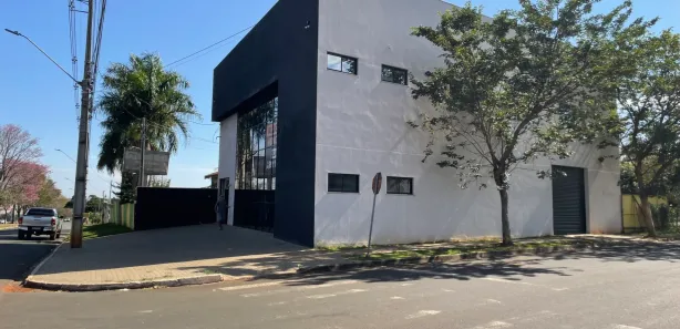 Galpão/Depósito/Armazém para alugar, 524m² no Centro, Marialva