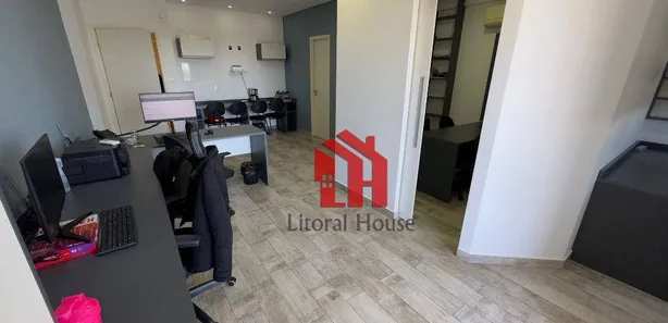 Sala Comercial à venda, 42m² no Centro, Santos