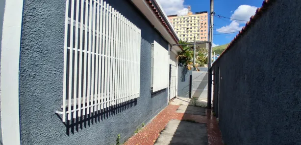 Casa com 3 Quartos para alugar, 10m² no Centro, Nova Iguaçu