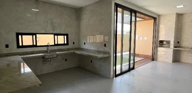 Casa com 4 Quartos à venda, 230m² no Loteamento Jardins Siena, Araguaína