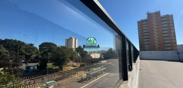 Sala Comercial para alugar, 1047m² no Centro, Anápolis