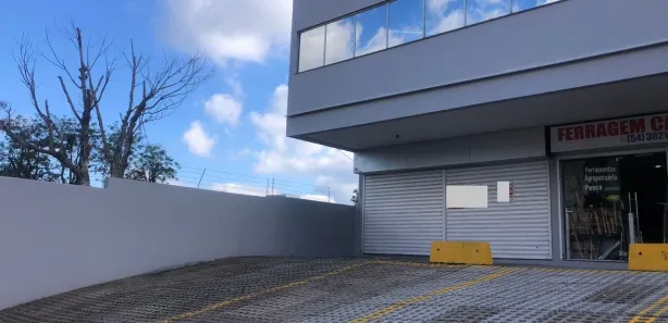 Ponto Comercial à venda, 118m² no Panazzolo, Caxias do Sul