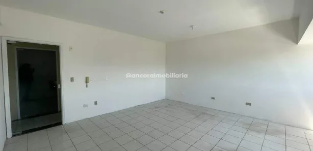 Sala Comercial para alugar, 30m² no Santo Amaro, Recife