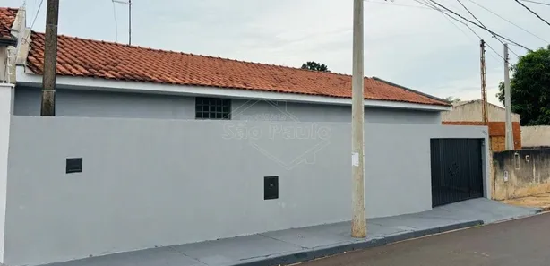 Casa com 3 Quartos à venda, 126m² no Vila Yamada, Araraquara