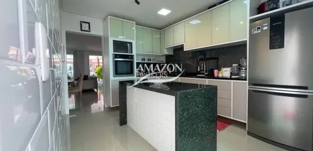 Casa de Condomínio com 3 Quartos à venda, 250m² no Novo Aleixo, Manaus