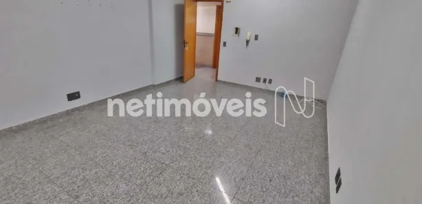 Sala Comercial à venda, 28m² no Santo Antônio, Belo Horizonte