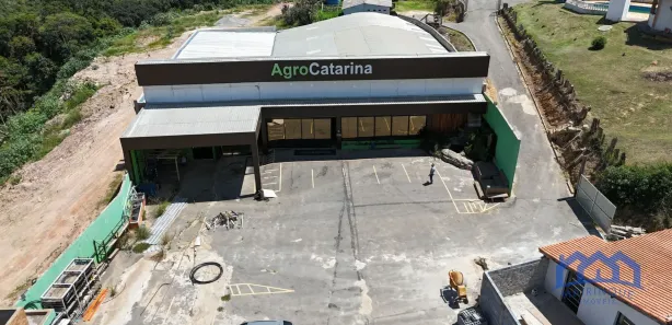 Galpão/Depósito/Armazém à venda, 700m² no , Mairinque