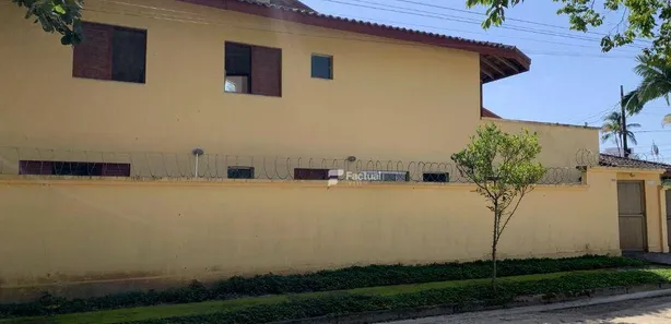 Casa com 5 Quartos para venda ou aluguel, 325m² no Balneário Praia do Pernambuco, Guarujá