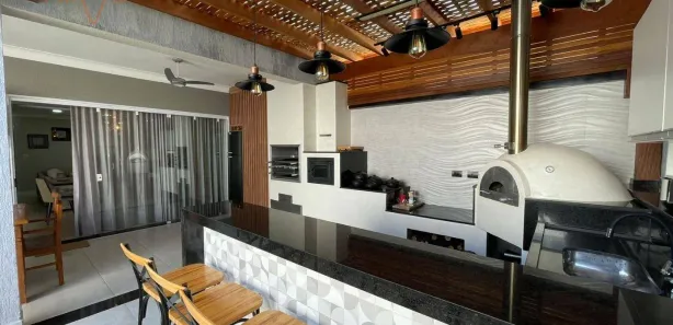 Casa de Condomínio com 4 Quartos à venda, 251m² no Castelo, Tremembé