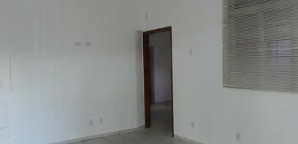 Sala Comercial para alugar, 43m² no Residencial Village Garavelo, Aparecida de Goiânia