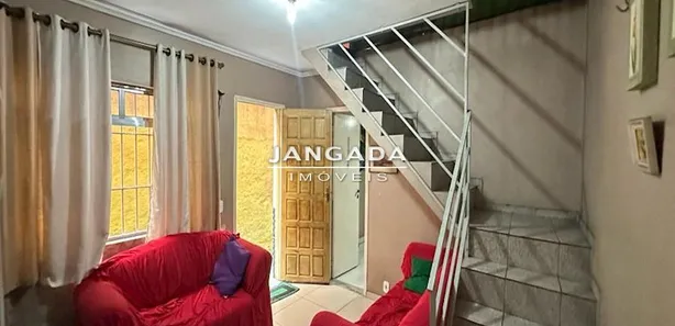 Sobrado com 4 Quartos à venda, 150m² no Parque Jandaia, Carapicuíba