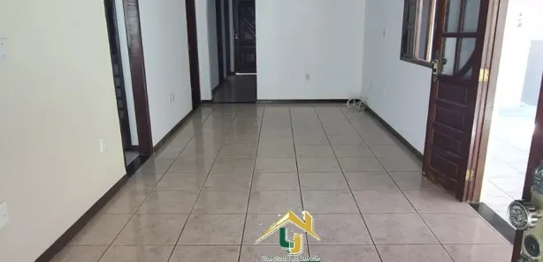 Casa com 3 Quartos para venda ou aluguel, 202m² no Centro, Lauro de Freitas