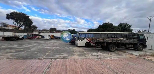 para alugar, 4000m² no Saudade, Belo Horizonte