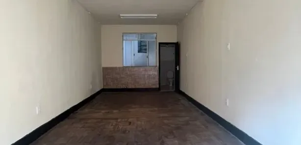 Ponto Comercial para alugar, 28m² no Santa Tereza, Belo Horizonte