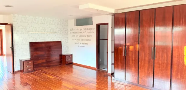 Sobrado com 4 Quartos para alugar, 300m² no Setor Habitacional Vicente Pires - Trecho 3, Brasília