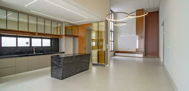 Casa com 4 Quartos à venda, 252m² no Alto da Boa Vista, Brasília