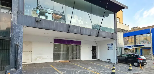 Ponto Comercial para alugar, 220m² no Amaralina, Salvador