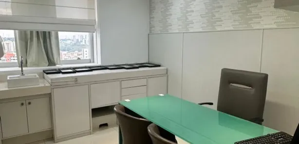Consultório com 11 Quartos para alugar, 267m² no Chapada, Manaus
