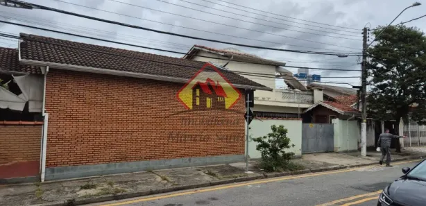 Casa com 3 Quartos à venda, 250m² no Vila São Geraldo, Taubaté