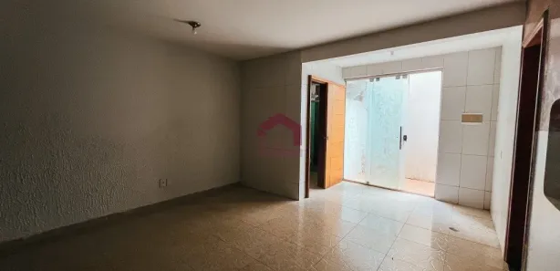 Sobrado com 4 Quartos à venda, 295m² no Areal, Brasília