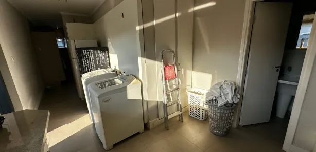 Casa de Condomínio com 4 Quartos para venda ou aluguel, 600m² no Independência, Taubaté