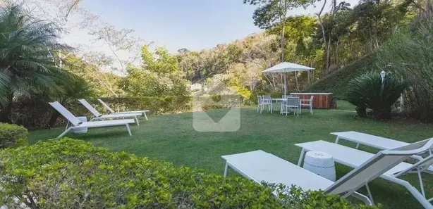 Casa com 5 Quartos para venda ou aluguel, 435m² no Pedro do Rio, Petrópolis
