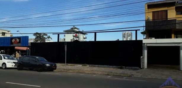 Imóvel Comercial com 1 Quarto para alugar, 455m² no Cruzeiro, Caxias do Sul