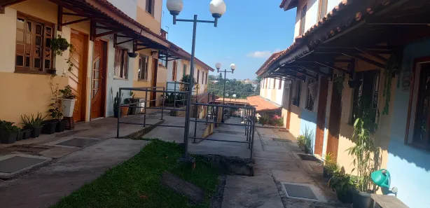 Casa de Condomínio com 2 Quartos à venda, 58m² no Parque Dourado, Ferraz de Vasconcelos