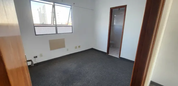 Sala Comercial para alugar, 45m² no Boqueirão, Santos