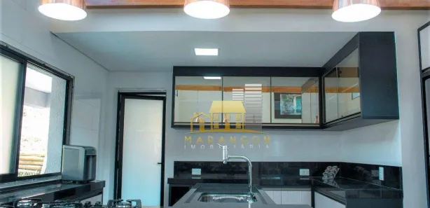 Casa de Condomínio com 5 Quartos para venda ou aluguel, 550m² no Reneville, Mairinque