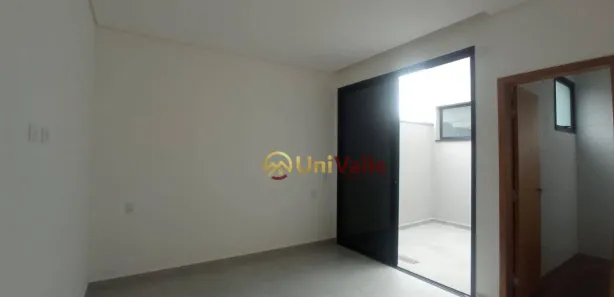 Casa de Condomínio com 3 Quartos à venda, 180m² no Castelo, Tremembé