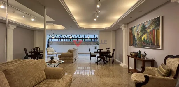 Casa com 4 Quartos para venda ou aluguel, 220m² no Copacabana, Rio de Janeiro