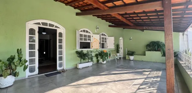 Casa com 4 Quartos à venda, 285m² no Caiçara-Adelaide, Belo Horizonte