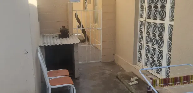 Casa com 2 Quartos para alugar, 60m² no Campo Grande, Rio de Janeiro