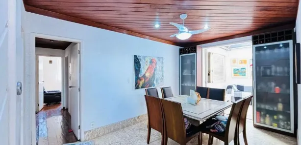 Casa com 3 Quartos à venda, 261m² no São José, Belo Horizonte