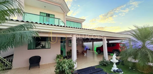 Sobrado com 3 Quartos à venda, 350m² no Região dos Lagos, Brasília