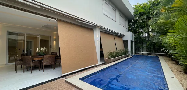 Sobrado com 4 Quartos para alugar, 512m² no Jardins Paris, Goiânia