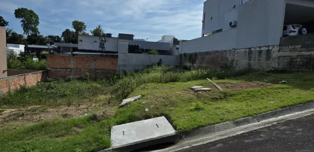 Lote/Terreno à venda, 275m² no Ponta Negra, Manaus