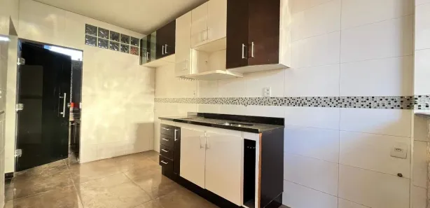 Casa com 2 Quartos à venda, 143m² no Brasil Industrial (Barreiro), Belo Horizonte
