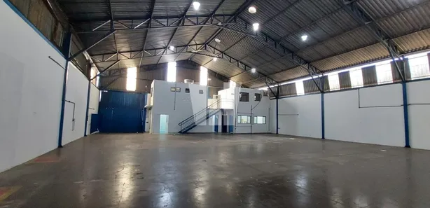 Galpão/Depósito/Armazém para alugar, 525m² no Boa Esperança, Santa Luzia