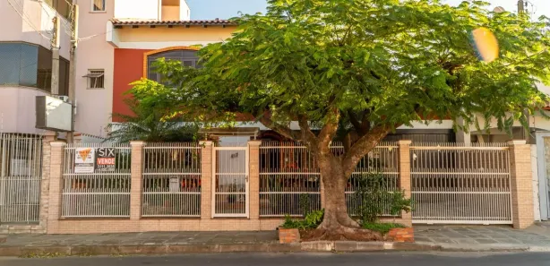 Sobrado com 4 Quartos à venda, 285m² no Vila Imbui, Cachoeirinha