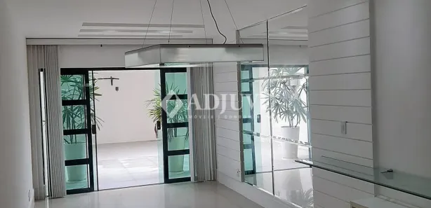Casa de Condomínio com 3 Quartos para alugar, 180m² no Portinho, Cabo Frio